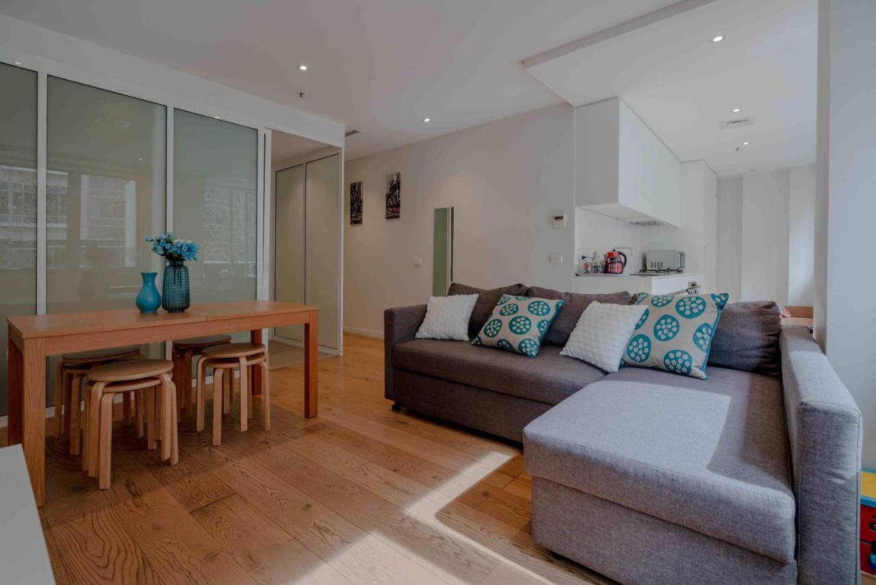 Absolute Collins Apartments Мелбърн Екстериор снимка