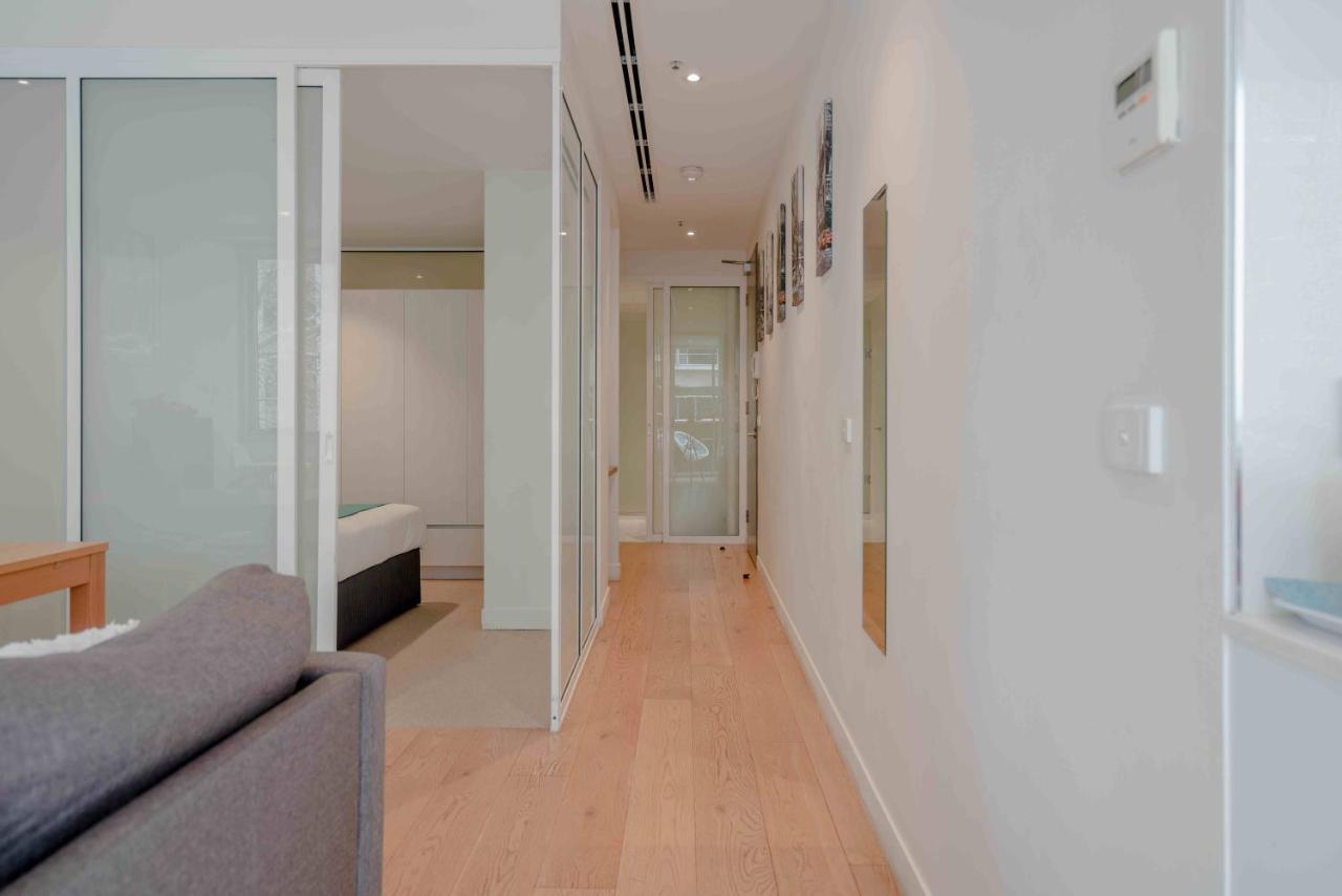 Absolute Collins Apartments Мелбърн Екстериор снимка