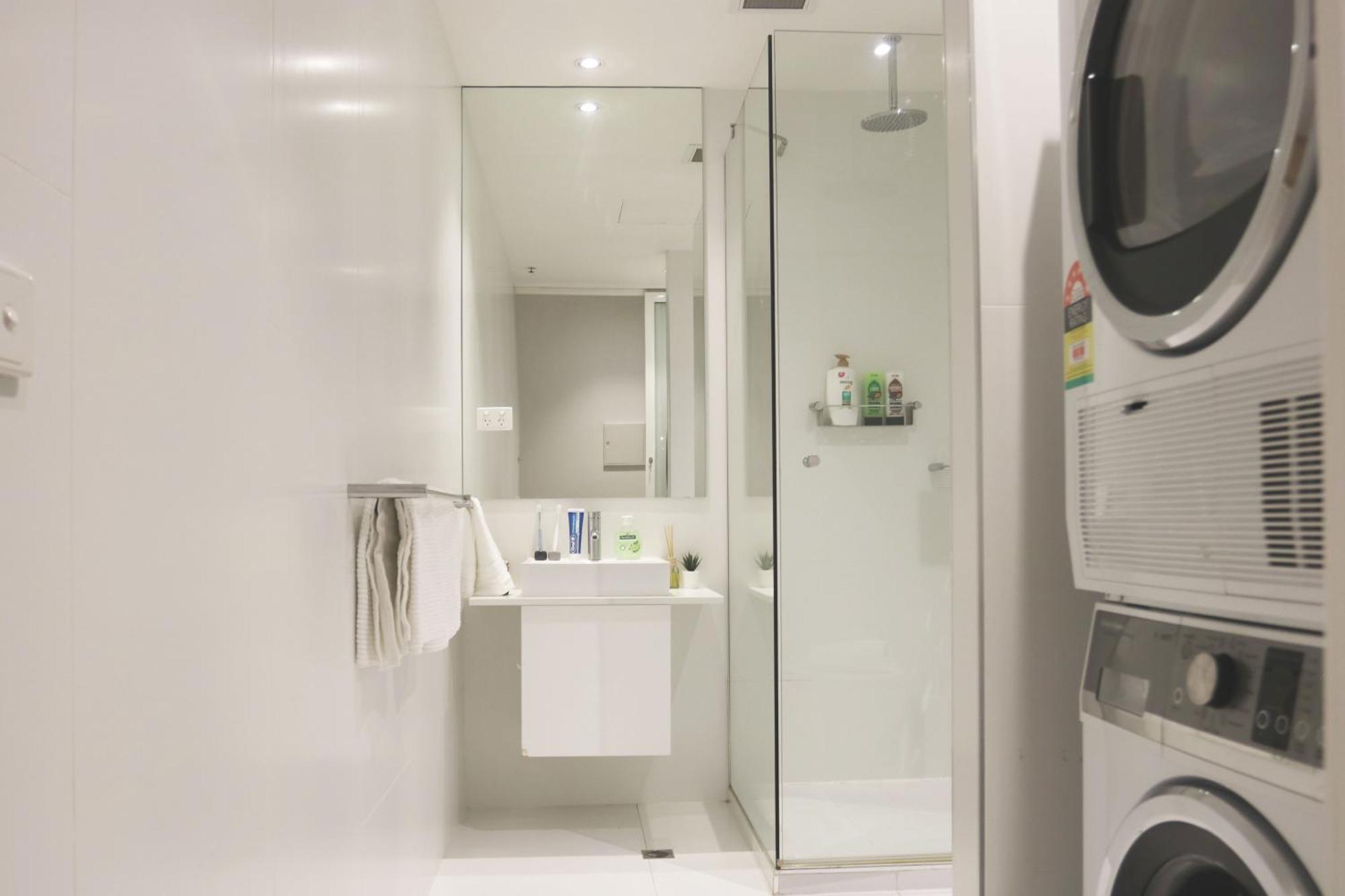 Absolute Collins Apartments Мелбърн Екстериор снимка