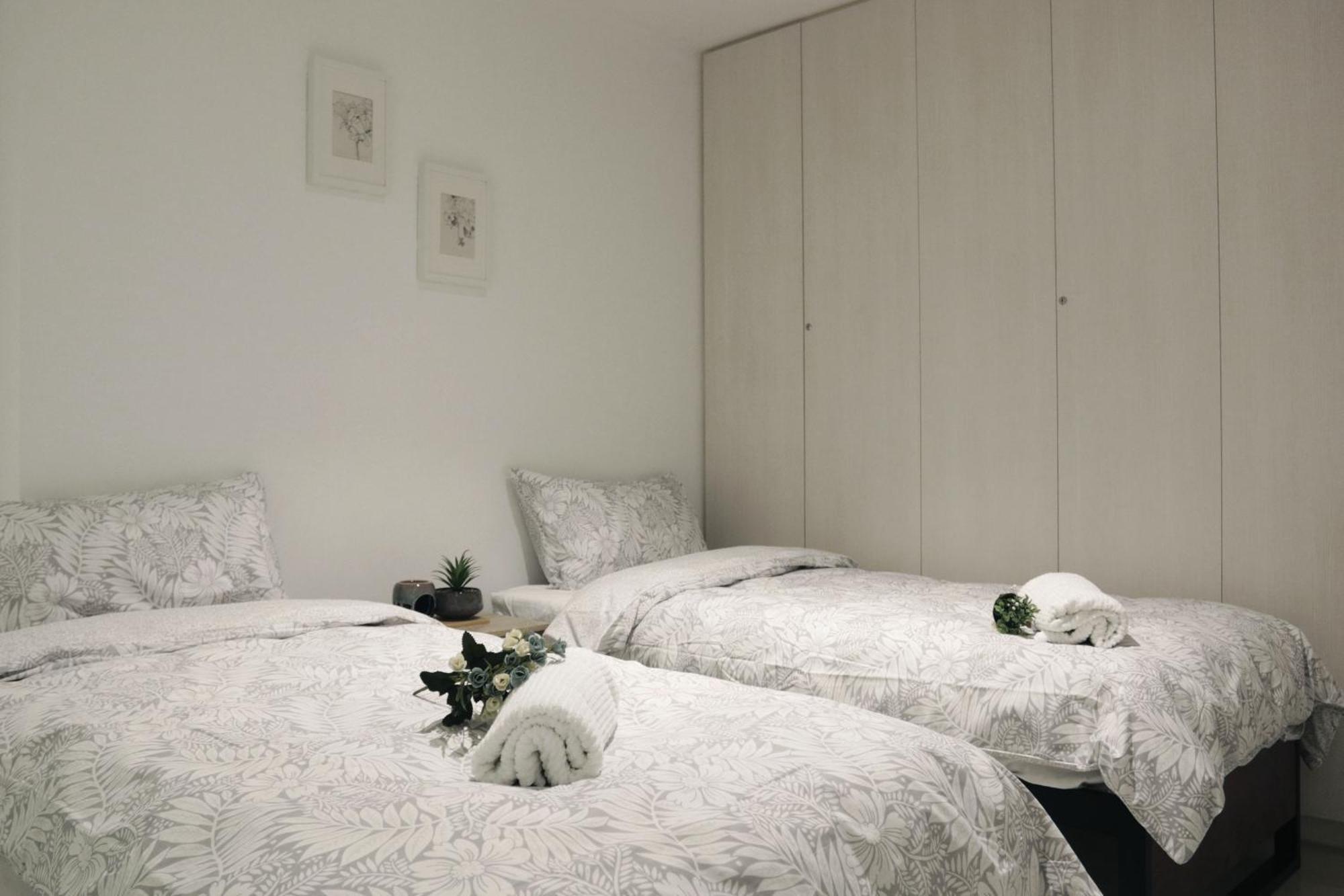 Absolute Collins Apartments Мелбърн Екстериор снимка