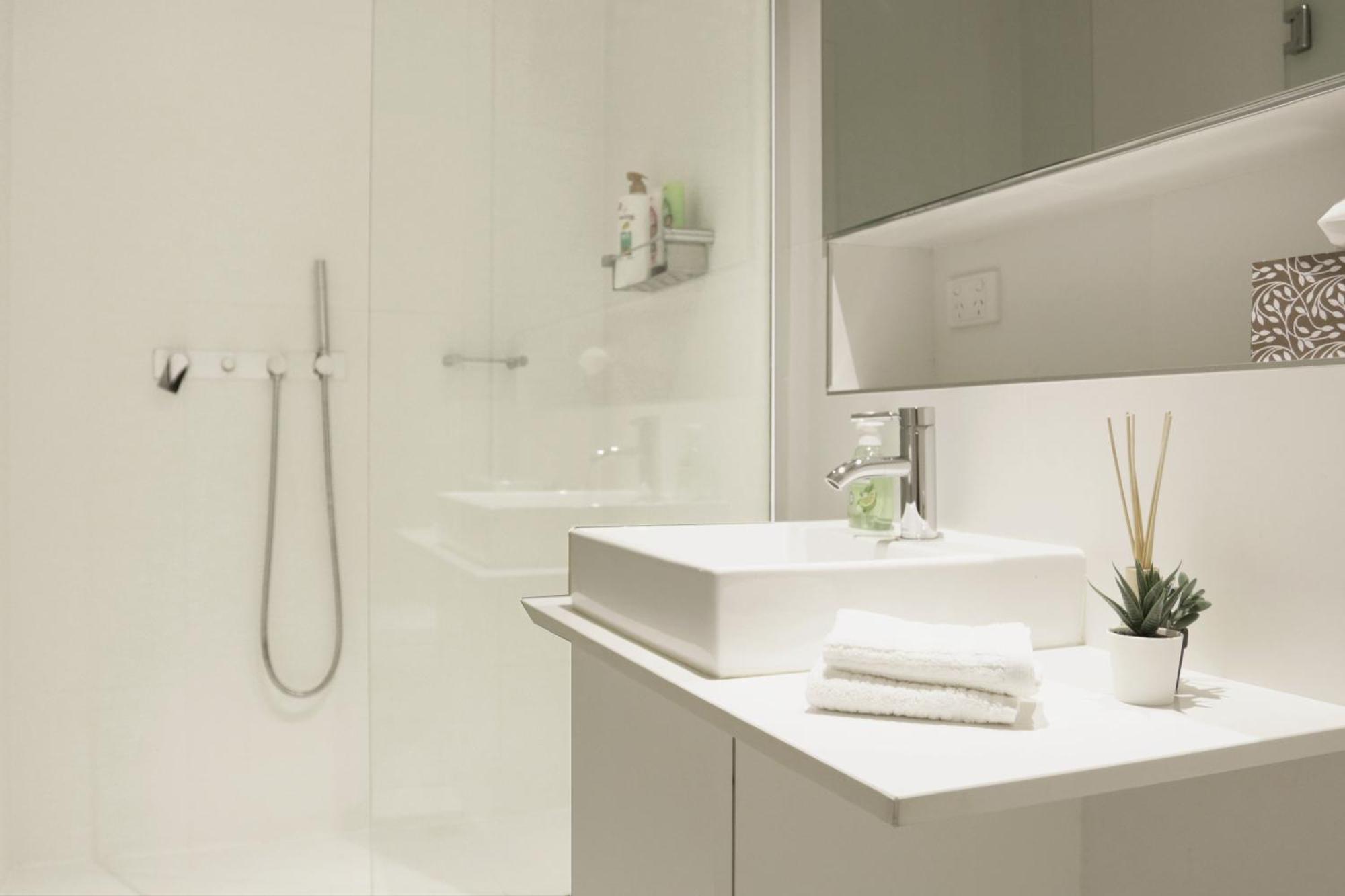 Absolute Collins Apartments Мелбърн Екстериор снимка