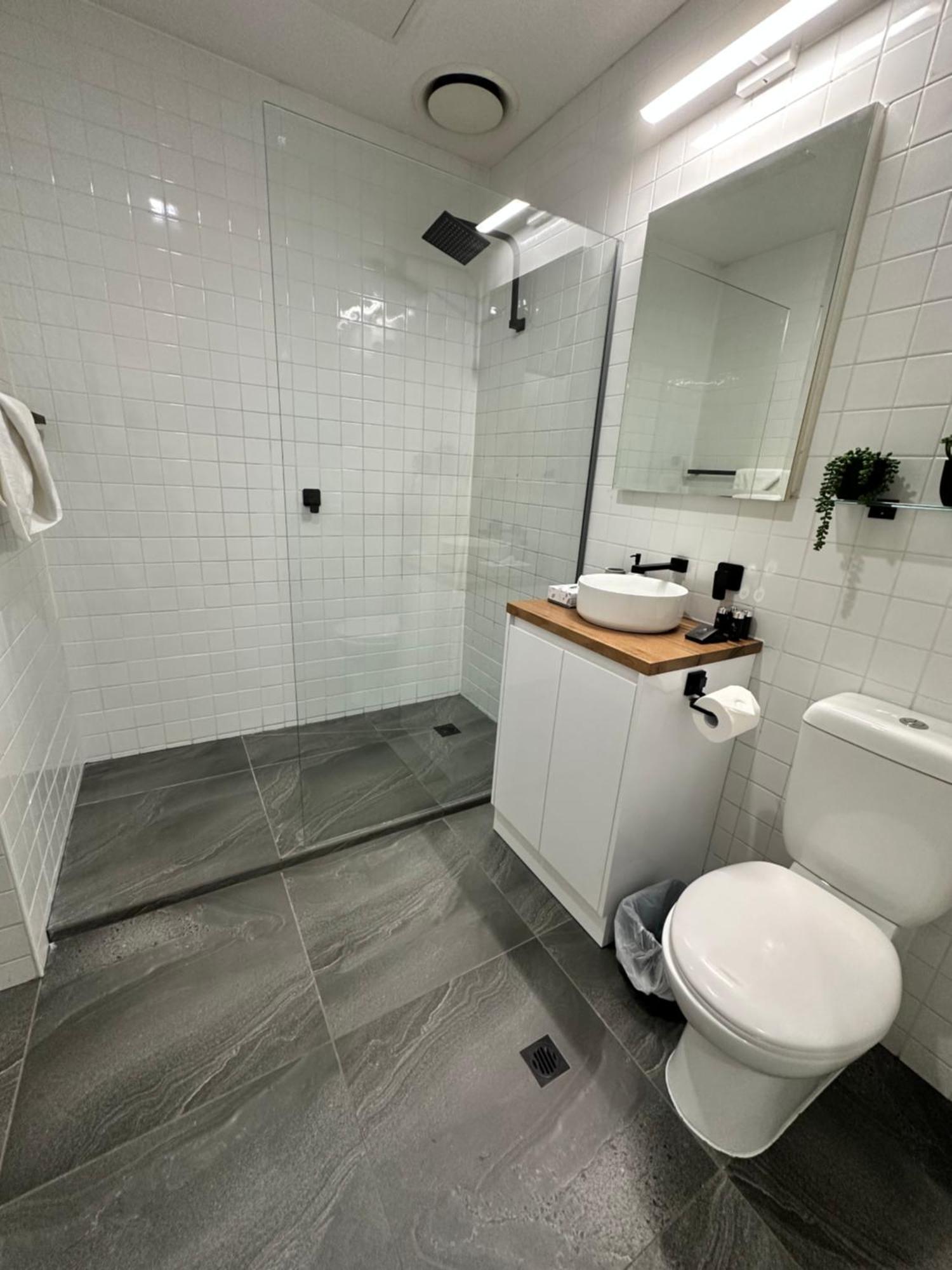 Absolute Collins Apartments Мелбърн Екстериор снимка