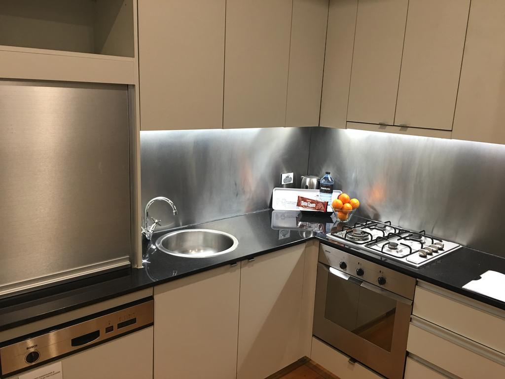 Absolute Collins Apartments Мелбърн Екстериор снимка